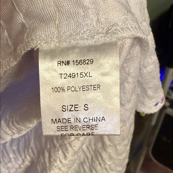 white birch white sequin shimmery top - Picture 8 of 8